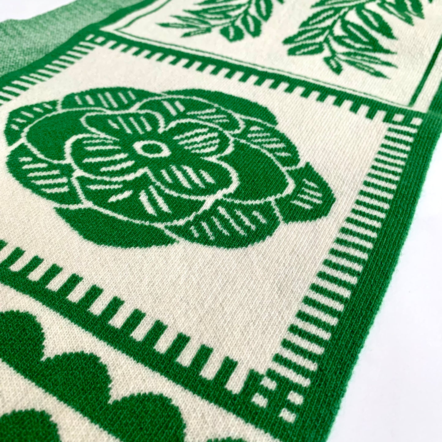 Laurel & Rose Tippet Scarf