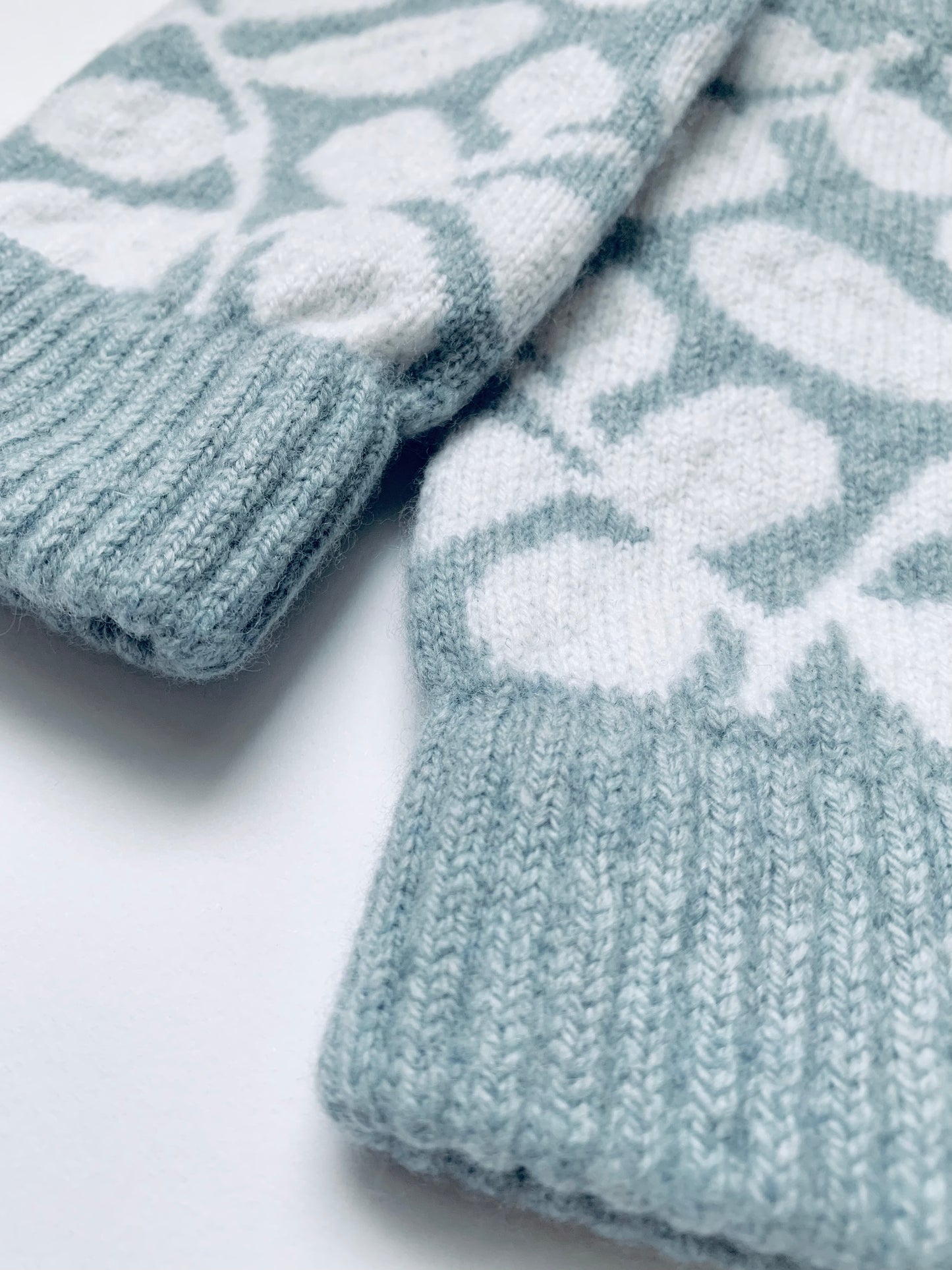 Dapple Fingerless Mittens